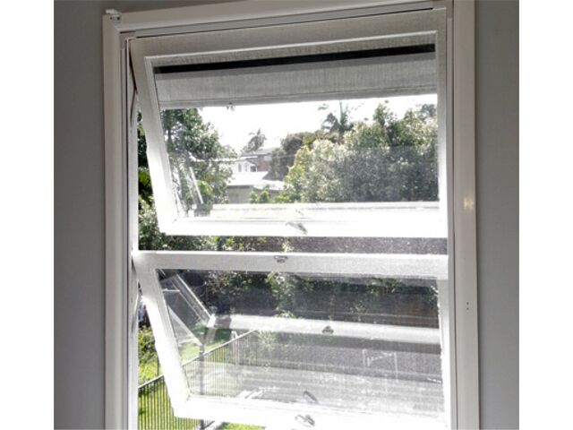 Keep the Air flowing 🌬 and the Mosquitos 🦟out with our quality Magnetic Insect Screens. Perfect solution for Double Hung Windows, Casement, Pivot and Push Out Windows.